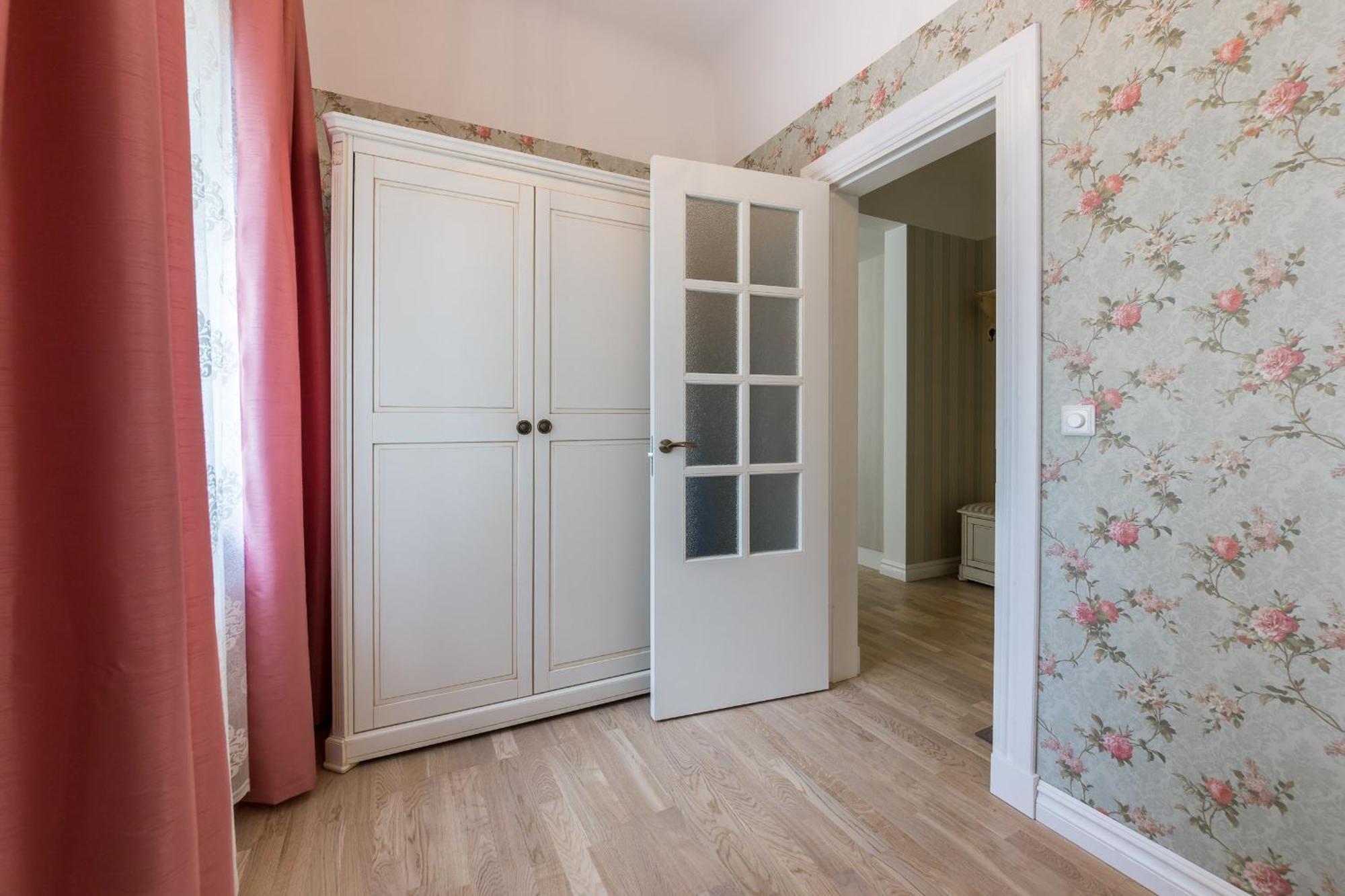 Allika Apartments Таллин Экстерьер фото
